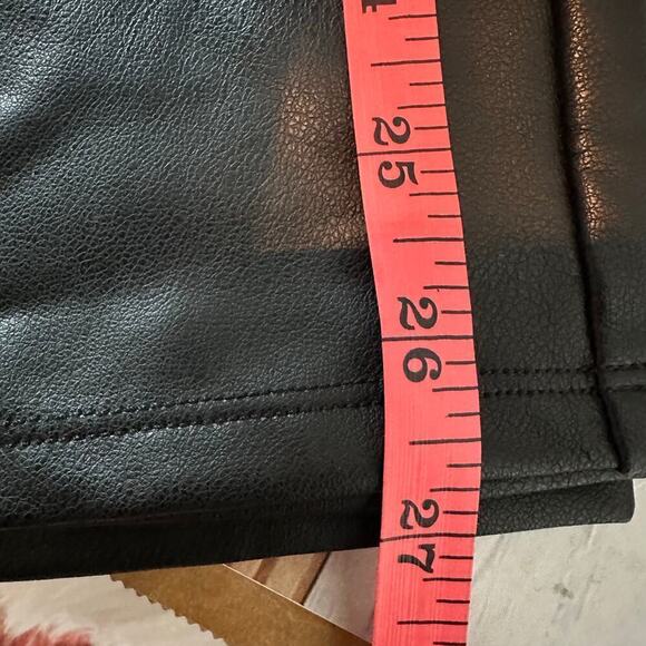 Joe’s Jeans Faux Leather Vegan Korey Leggings Black Size XL Elastic Waist - Picture 10 of 11